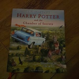Harry Potter And The Chamber Of Secrets: The Illustrated Edition